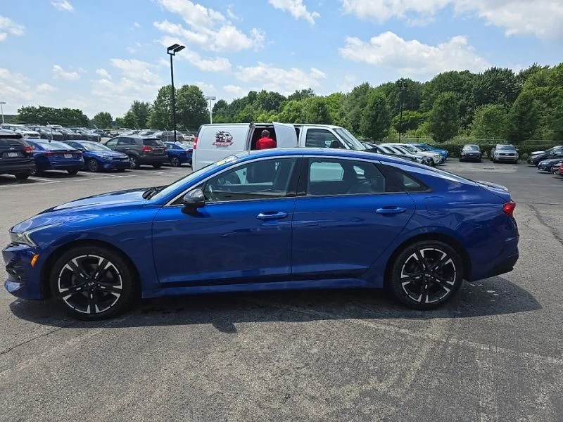 Used 2021 Blue Kia GT-Line image 4