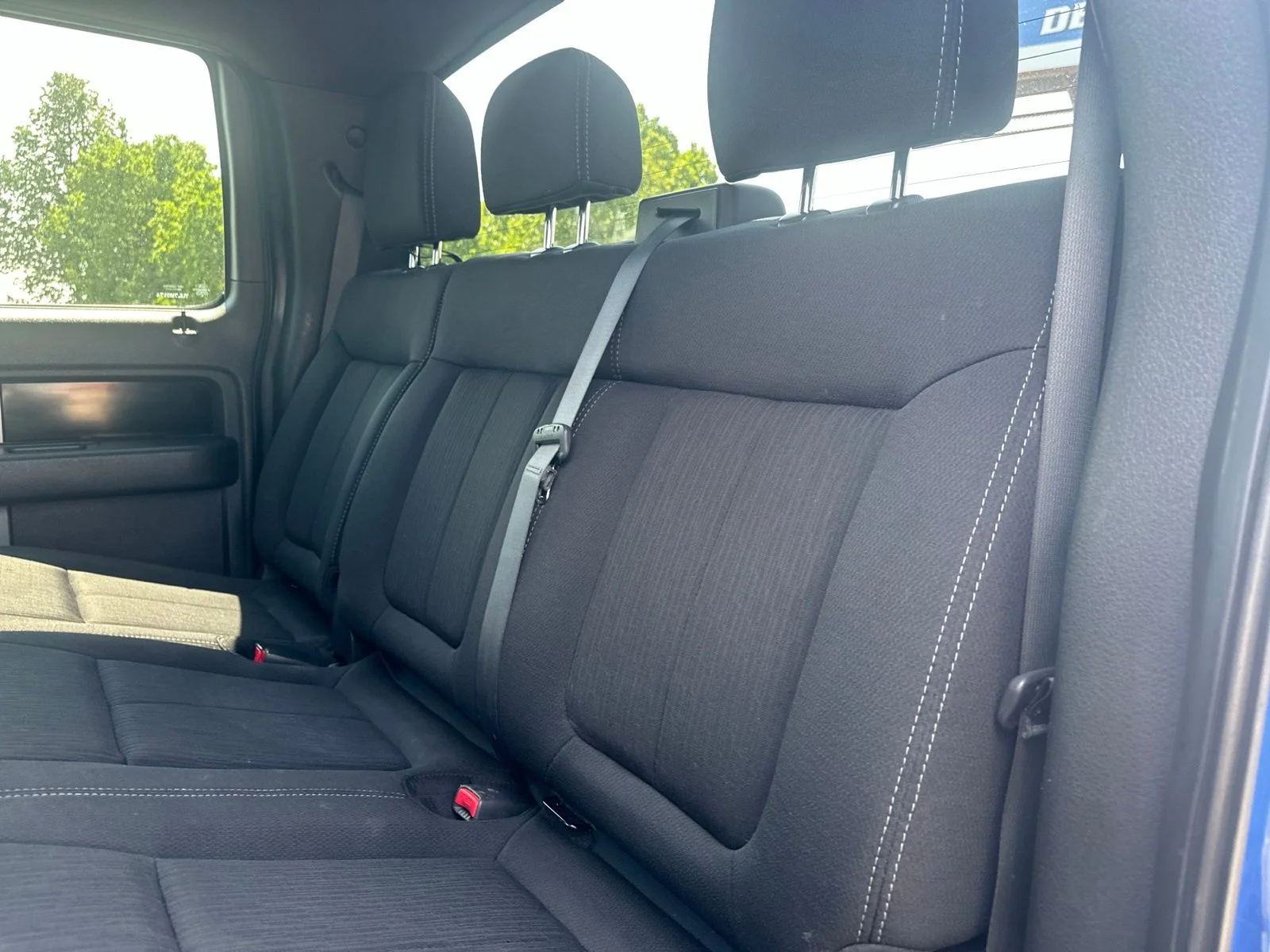 Used 2012 Blue Ford XL image 20