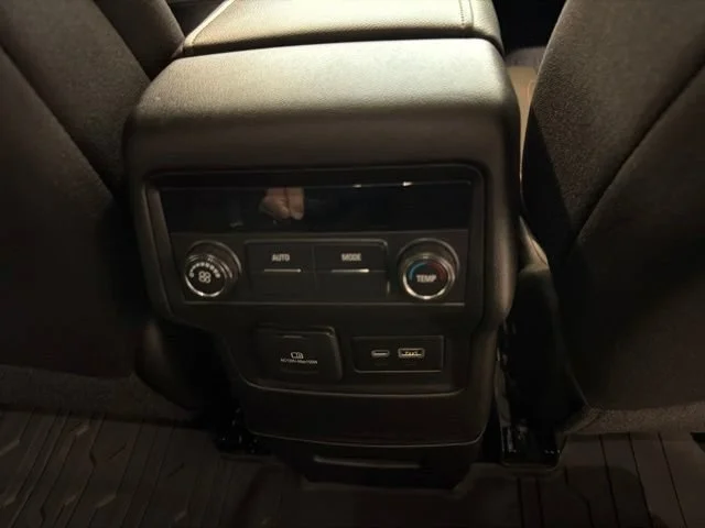 Used 2023 Light Stone Metallic GMC AT4 image 39