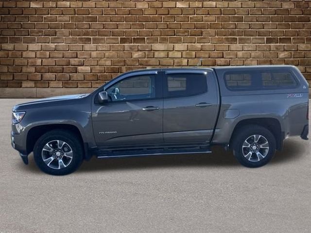 2016 Chevrolet Colorado Z71 photo 2
