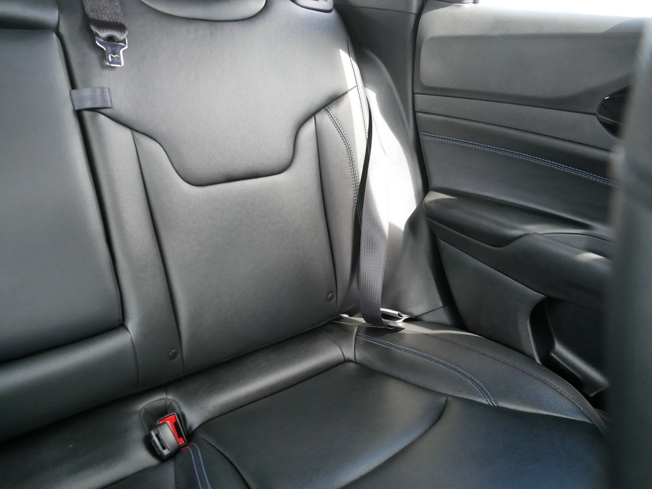 Used 2025 Bright White Clearcoat Jeep Limited image 14