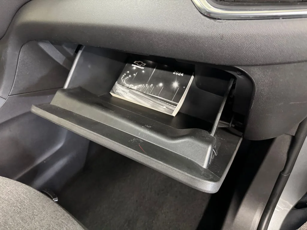 Used 2024 Gray Chevrolet LT image 27