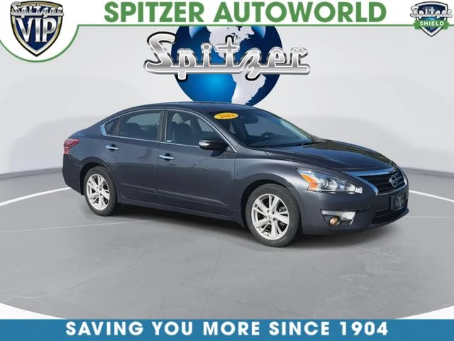 Used 2013 Nissan Altima Sedan SV with VIN 1N4AL3AP7DC269440 for sale in Findlay, OH