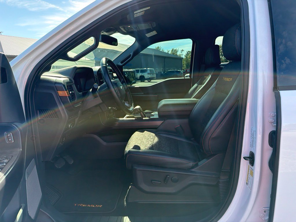 Used 2024 White Ford Tremor image 21