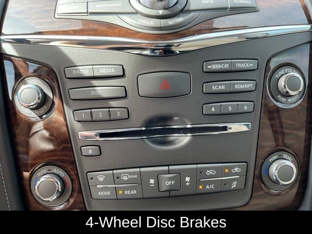 Used 2020 White Nissan Platinum image 38