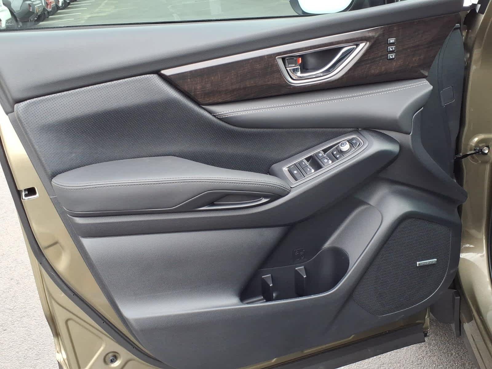 New 2026 AUTUMN GREEN METALLIC Subaru Touring 7-Passenger image 22