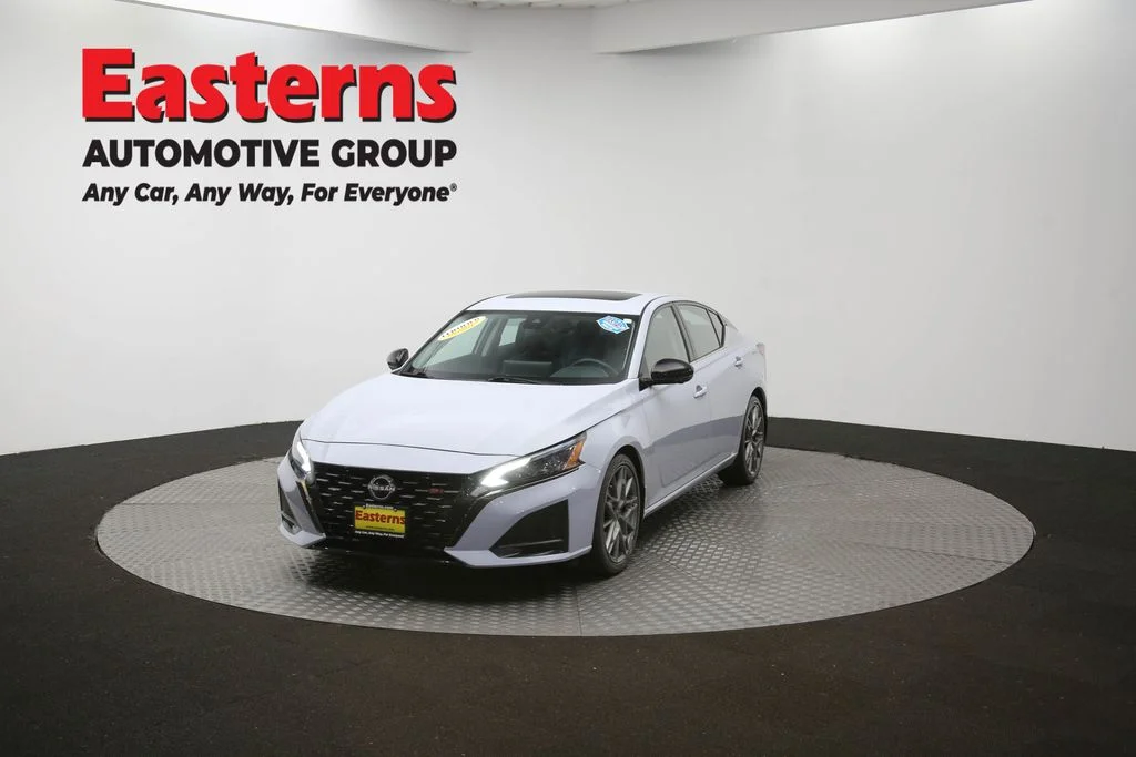 Used 2023 Gray Nissan 2.5 SL image 54