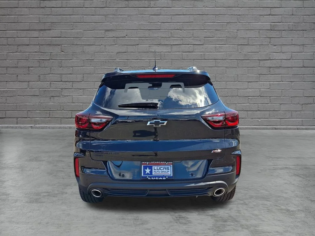 New 2026 Mosaic Black Metallic Chevrolet RS image 7