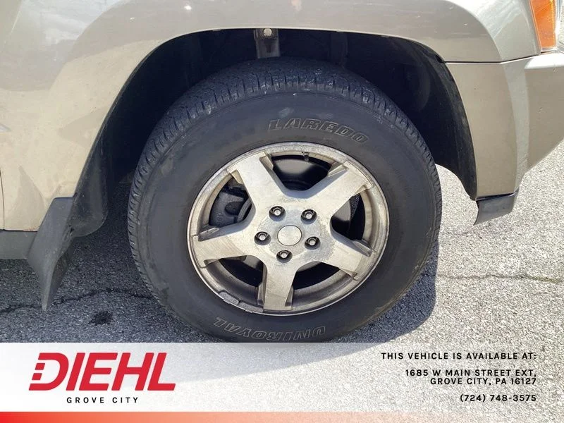 Used 2006 Beige Jeep Limited image 9