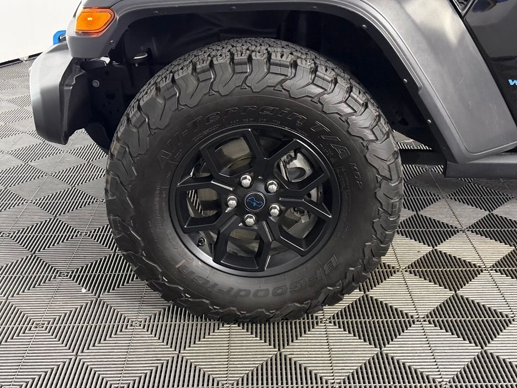 Used 2023 Black Clearcoat Jeep Willys 4xe image 12