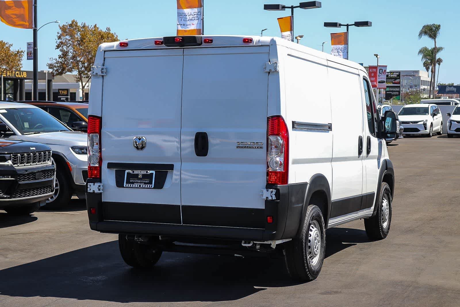 New 2026 Bright White Clear-Coat Exterior Paint RAM Tradesman image 4