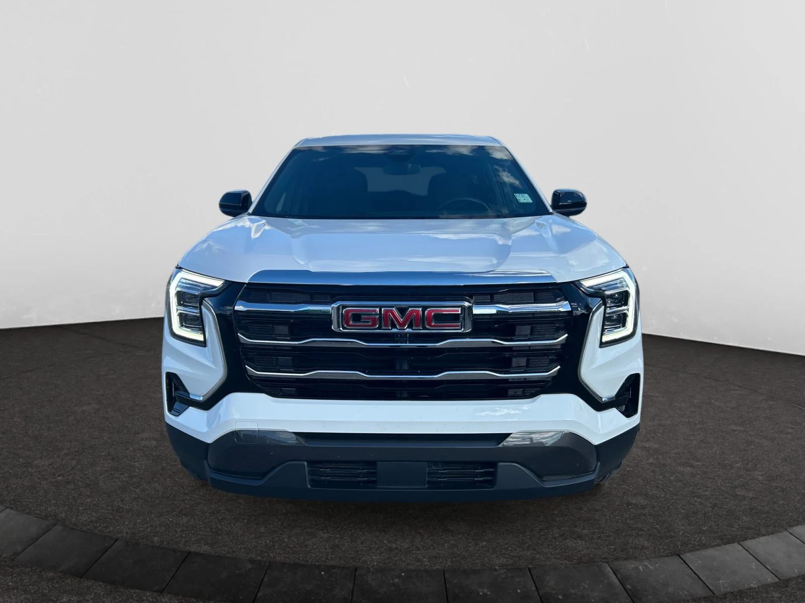 Used 2026 White GMC AWD Elevation image 8