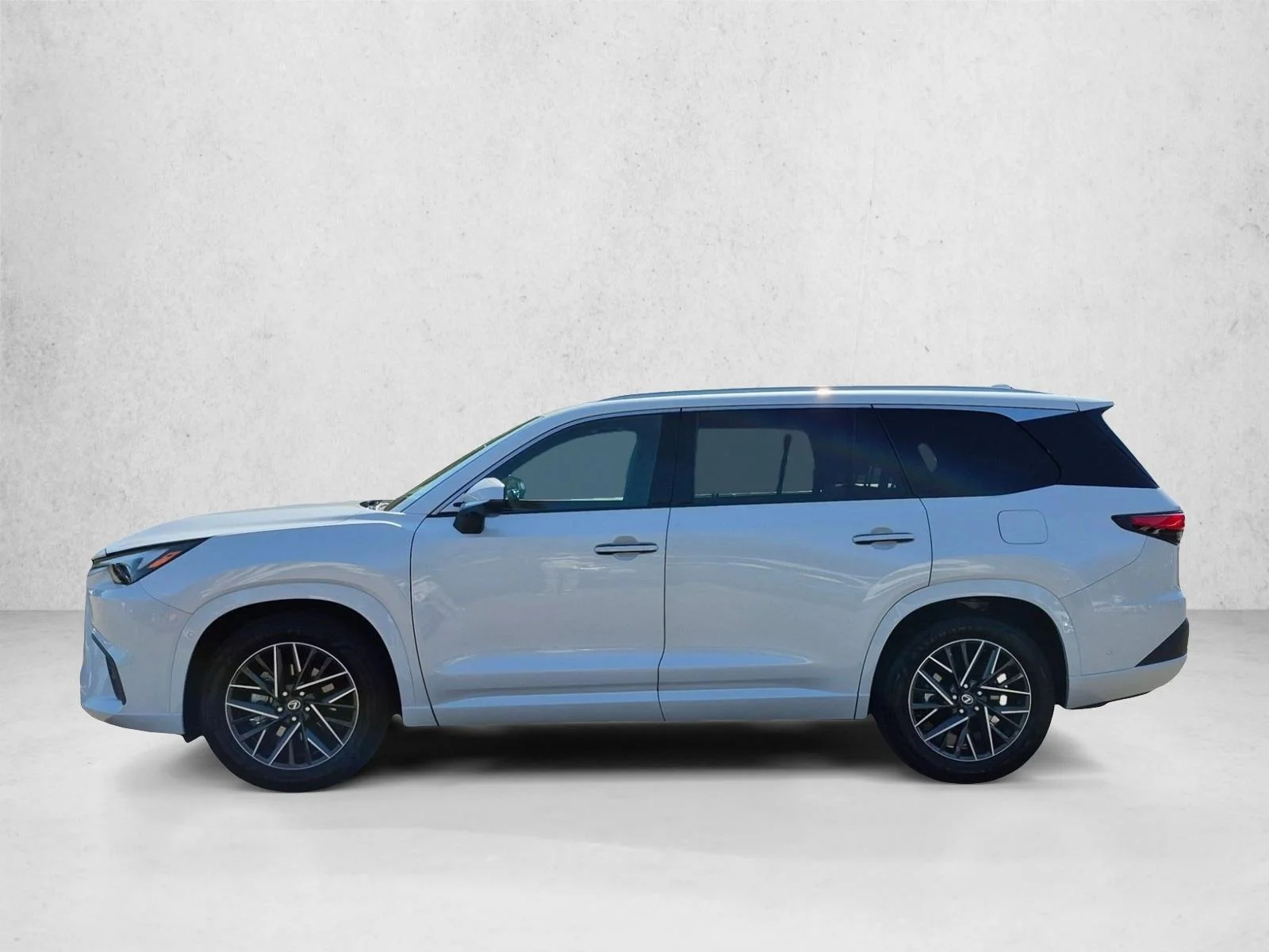 Certified Used 2026 Wind Chill Pearl Lexus PREMIUM image 9