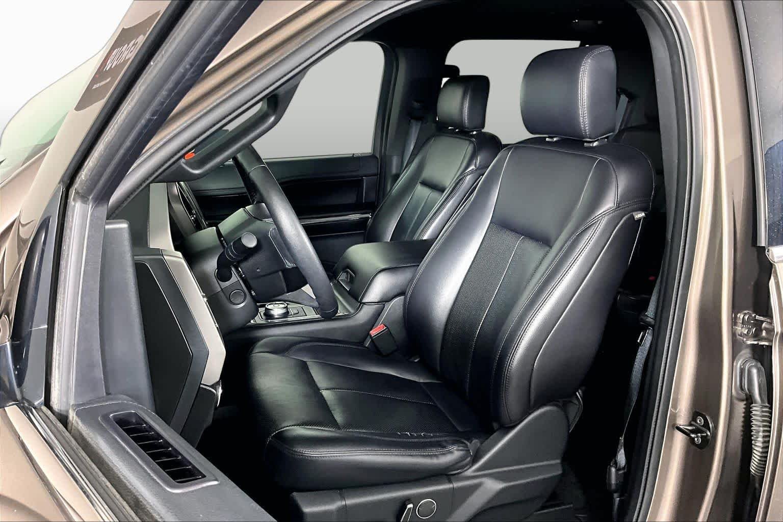 Used 2019 Stone Gray Metallic Ford XLT image 15