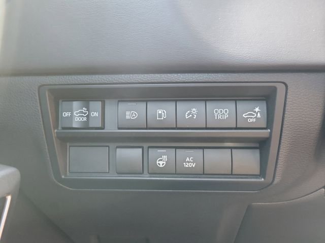 Used 2023 Wind Chill Pearl Toyota Platinum image 29