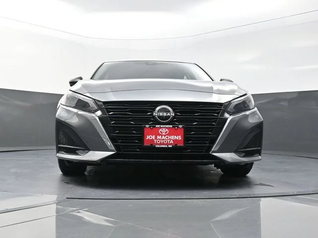 Used 2024 Gray Nissan 2.5 SV image 31