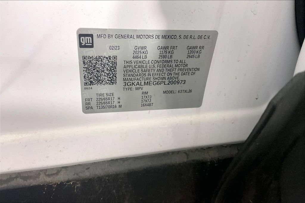 Certified Used 2023 SUMMIT WHITE GMC SLE image 5