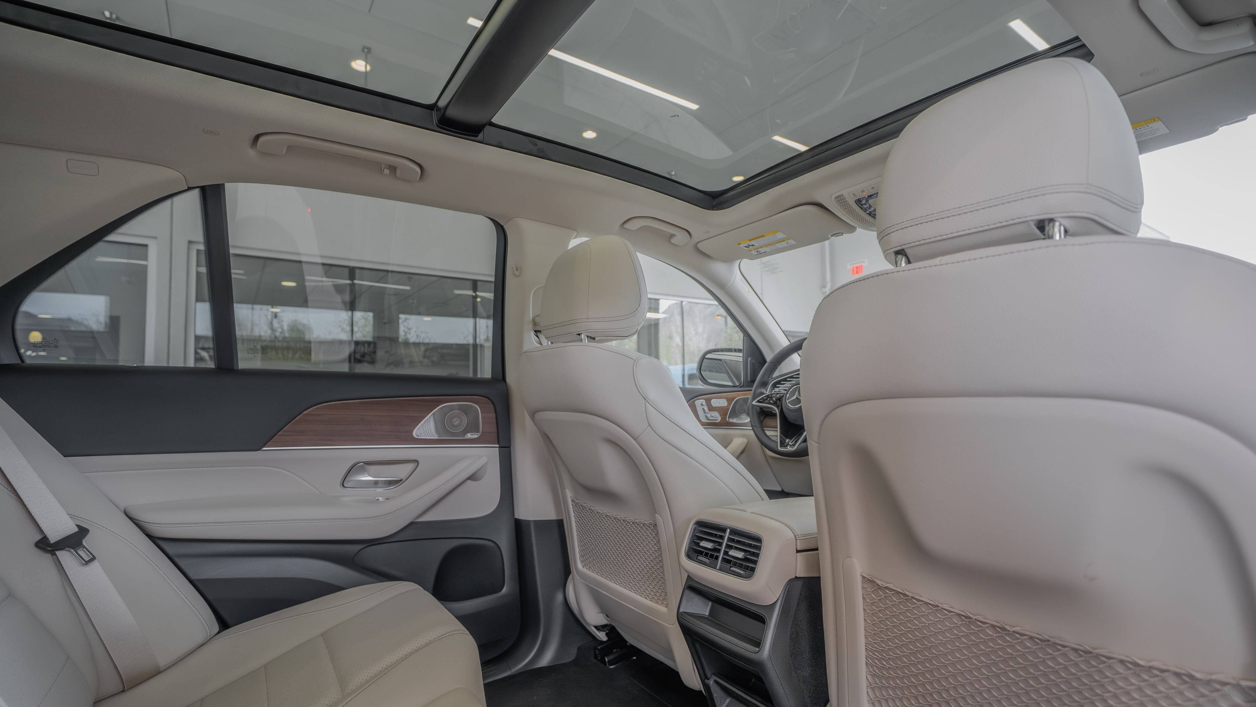 New 2026 Polar White Mercedes-Benz GLE 450 image 28