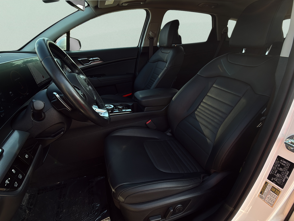 Used 2024 Snow White Pearl Kia SX-Prestige image 26