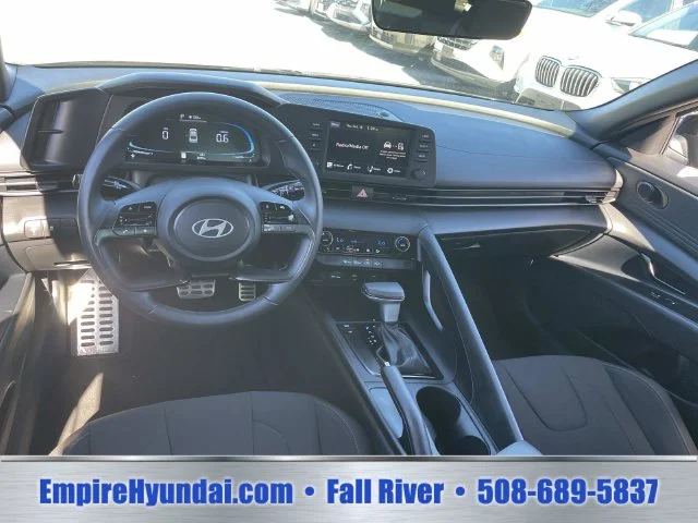 Used 2026 Gray Hyundai SEL Sport image 9