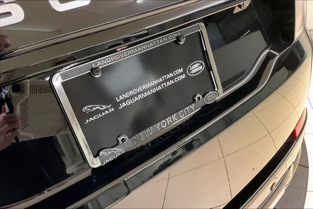 Used 2025 Black Land Rover S image 7