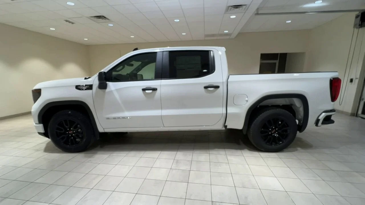2025 GMC Sierra 1500 Pro - Photo 37