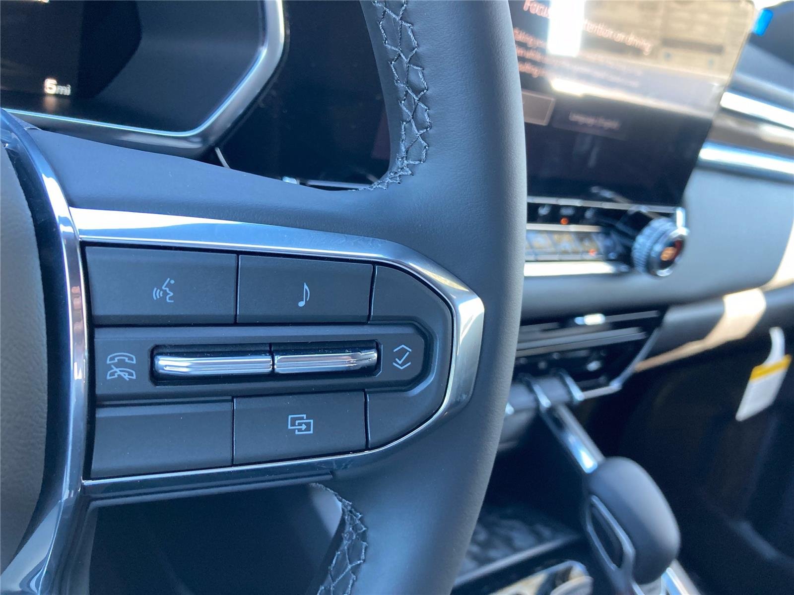 New 2026 Onyx Black GMC Elevation image 22