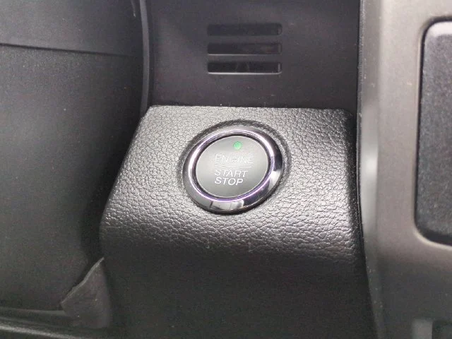 Used 2021 Gray Ford XLT image 26