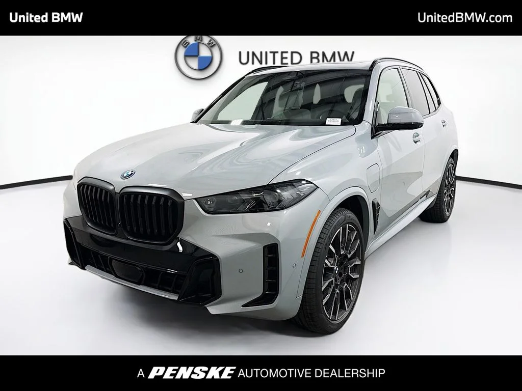 2026 BMW X5 xDrive50e's photo