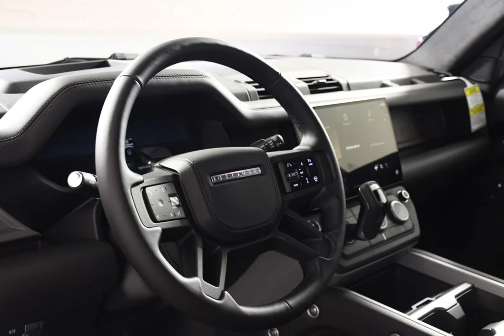 New 2026 Santorini Blk Land Rover X image 13