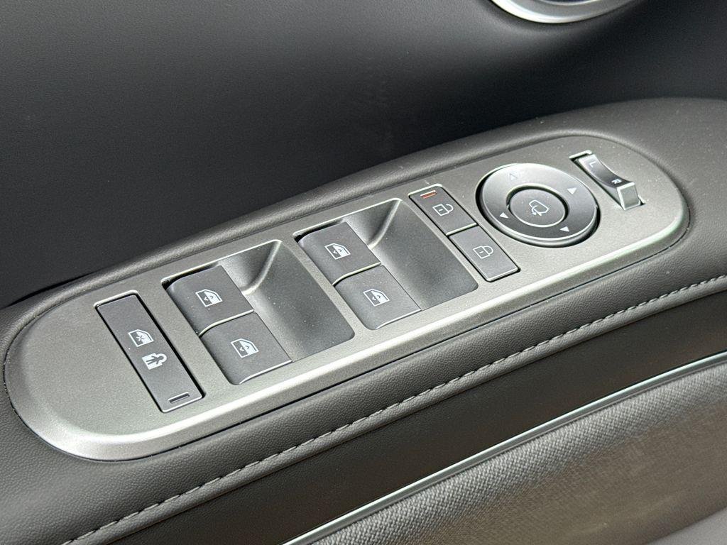 New 2026 Gray Hyundai Blue SEL 7P image 22