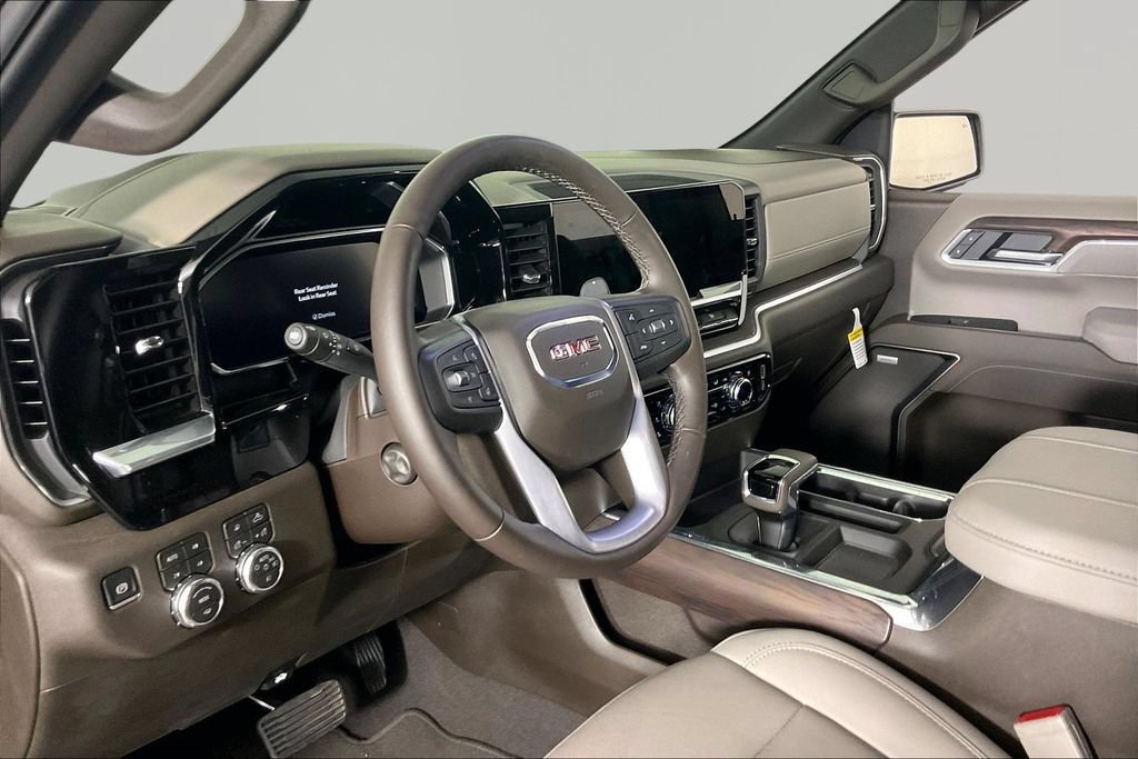 Used 2026 Onyx Black GMC SLT image 15