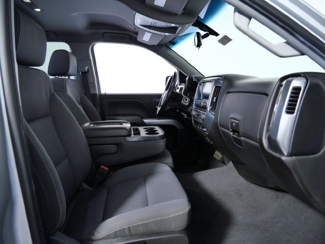 Used 2019 Gray Chevrolet LT image 11