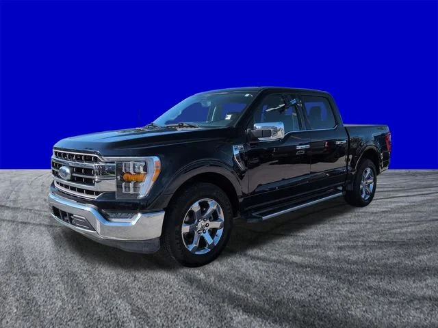Certified Used 2023 Blue Metallic Ford Lariat image 8
