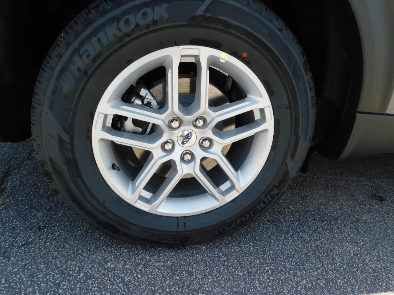 New 2026 Carbonized Gray Metallic Ford Active image 9
