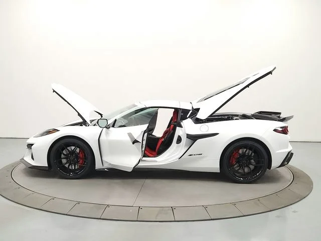 2026 Chevrolet Corvette 1LZ - Photo 13