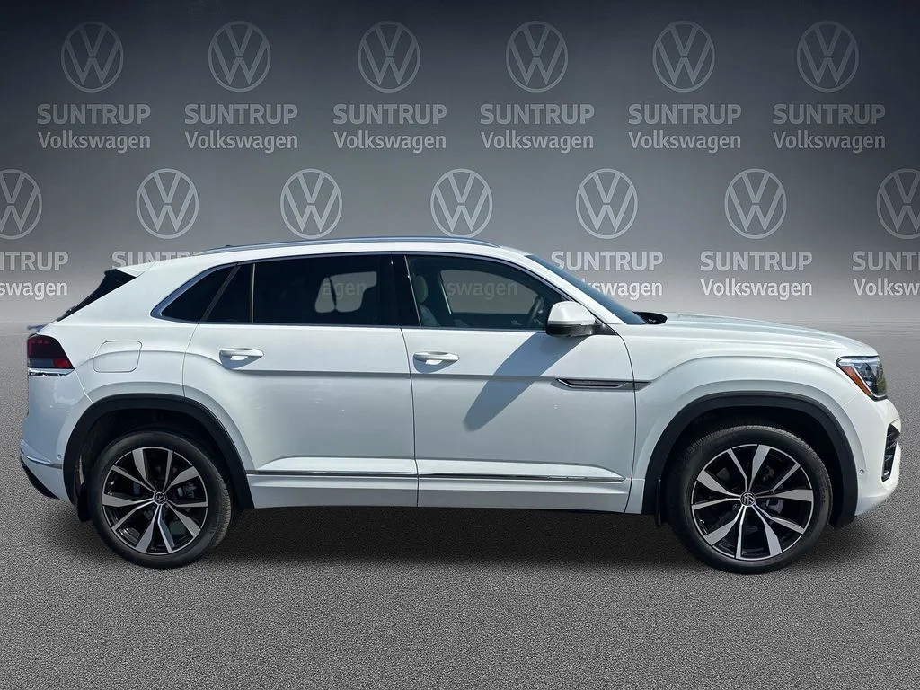Used 2026 White/off-white Volkswagen 2.0T SEL Premium R-Line image 6