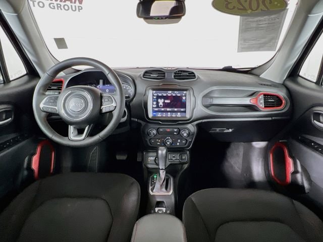 2023 Jeep Renegade Trailhawk - Photo 24