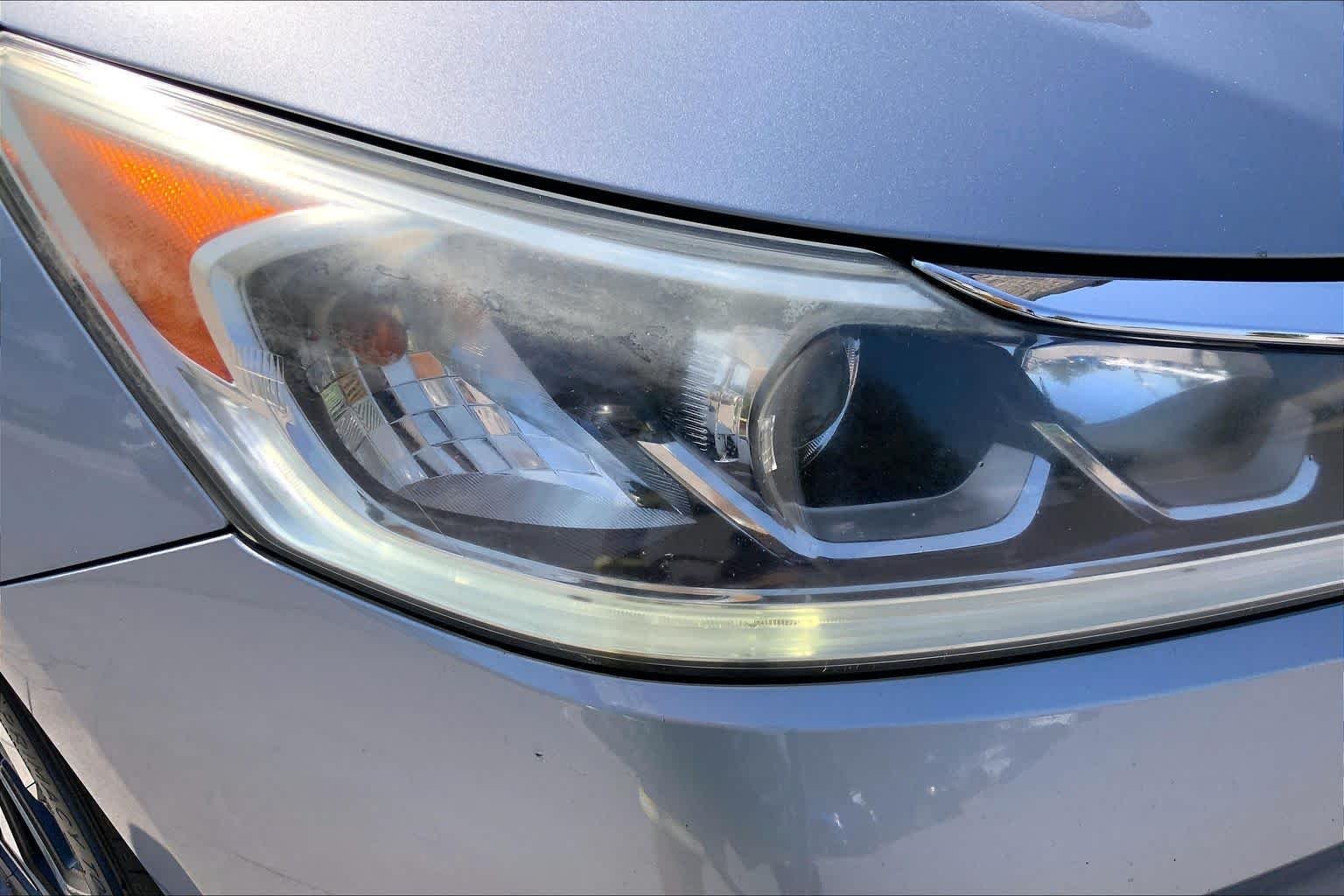 Used 2016 Lunar Silver Metallic Honda EX image 27