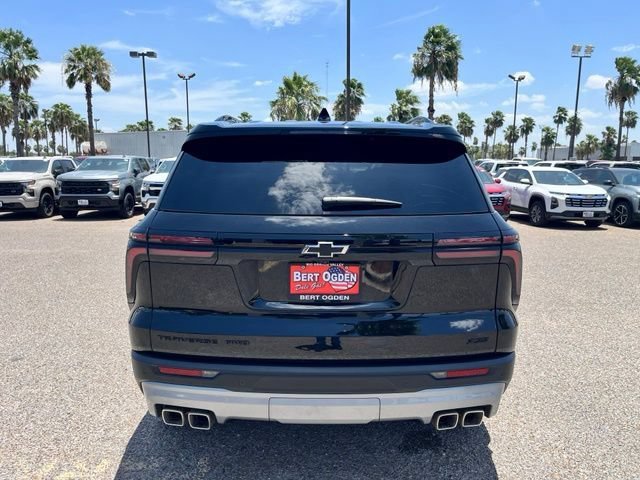 Used 2026 Mosaic Black Metallic Chevrolet Z71 image 8