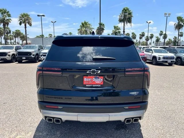 Used 2026 Mosaic Black Metallic Chevrolet Z71 image 8