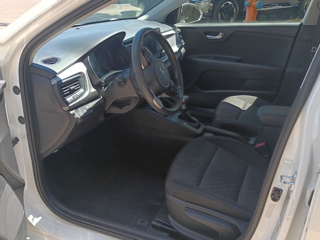 Used 2022 Clear White Kia S image 16