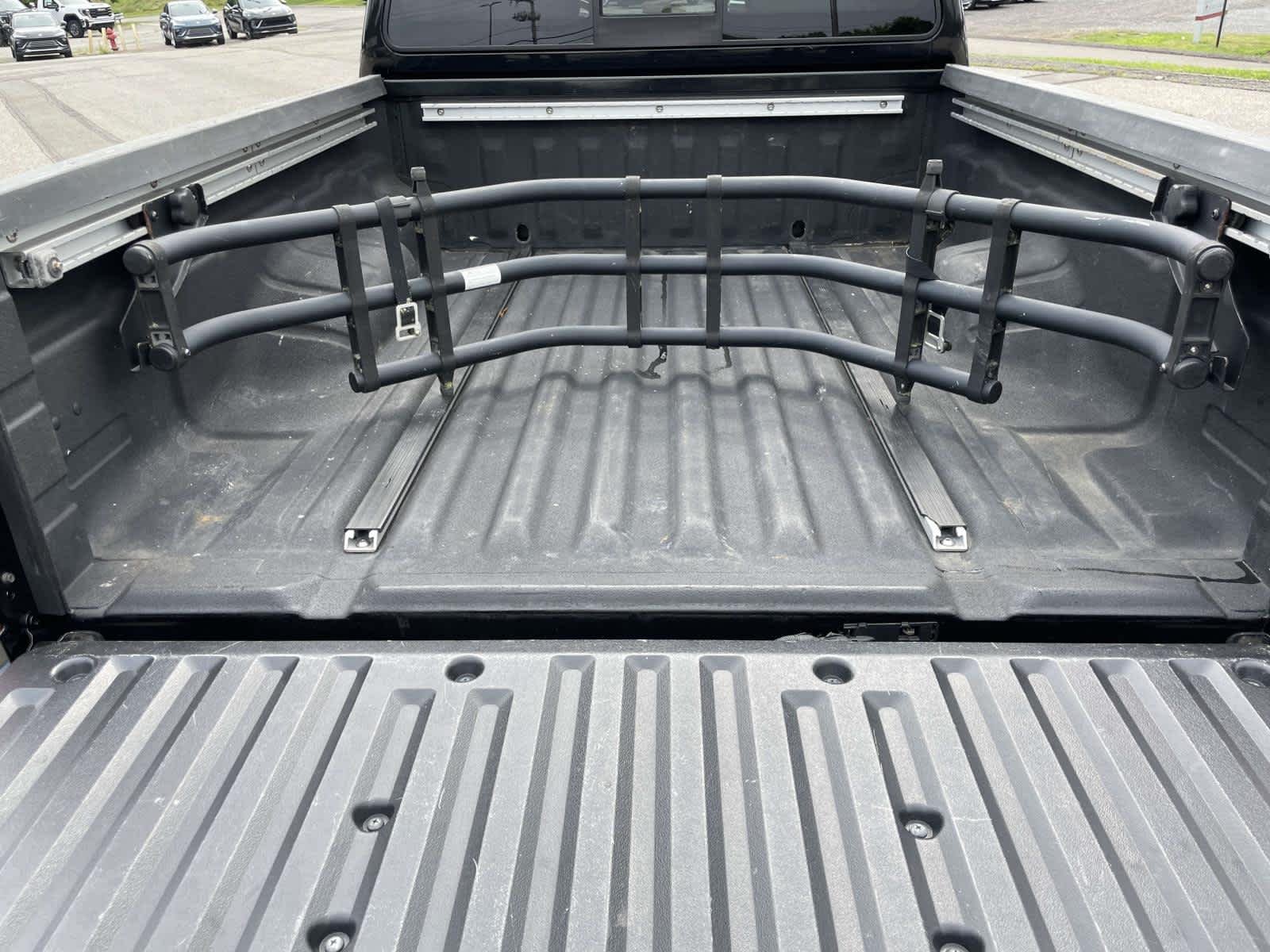 Used 2015 Super Black Nissan SV image 17