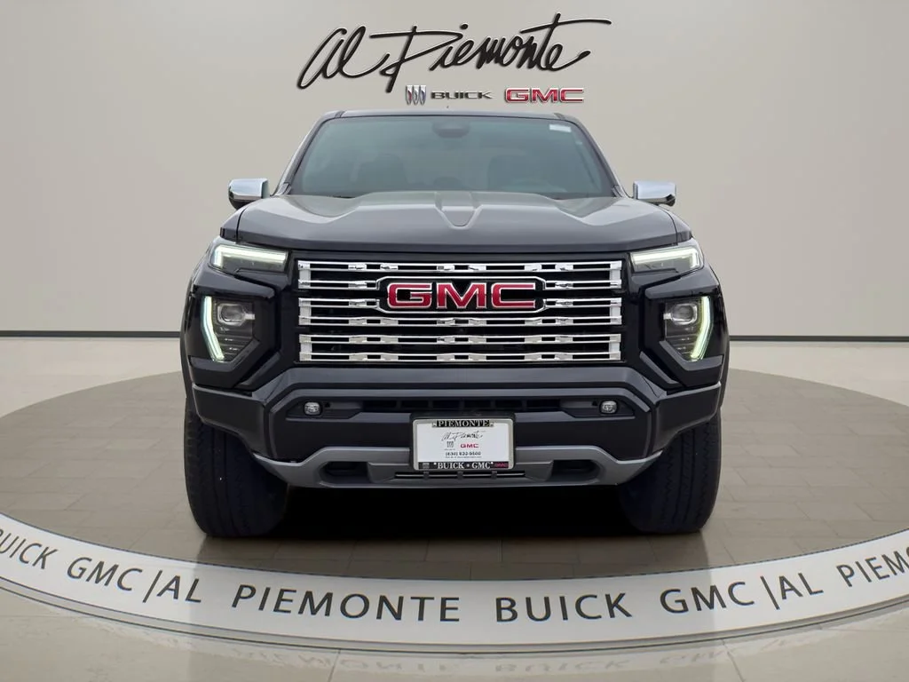 Used 2024 Onyx Black GMC Denali image 2