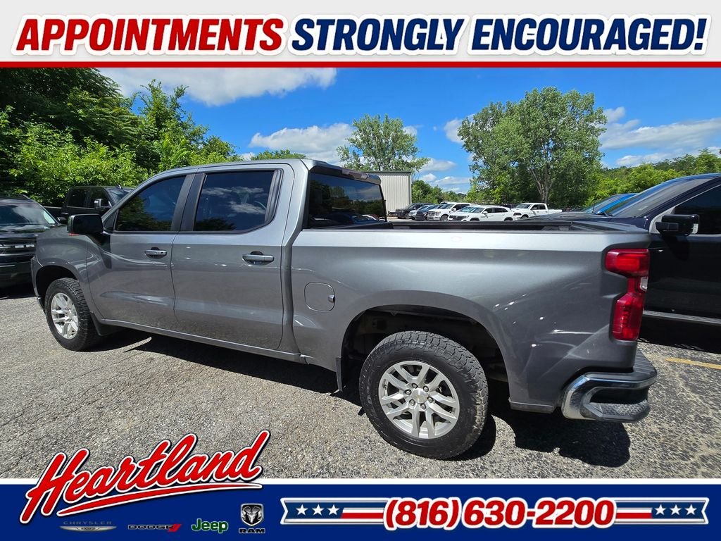 Used 2022 Gray Chevrolet LT image 4
