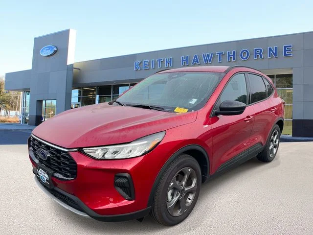 Used 2025 Red Metallic Ford ST-Line image 3