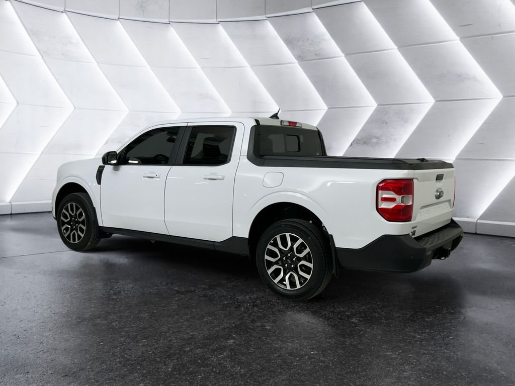 Used 2024 White Ford Lariat image 6