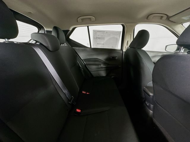 Used 2025 Gray Nissan S image 24