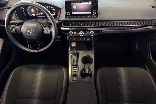 Certified Used 2025 Solar Silver Metallic Honda Sport image 18