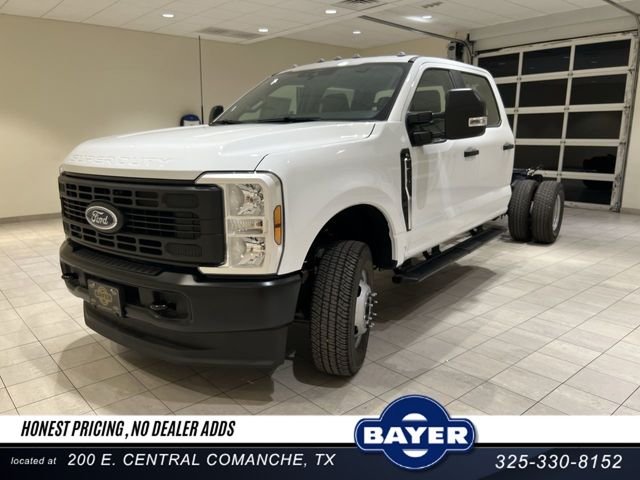 2026 Ford F-350 Super Duty Chassis Cab
